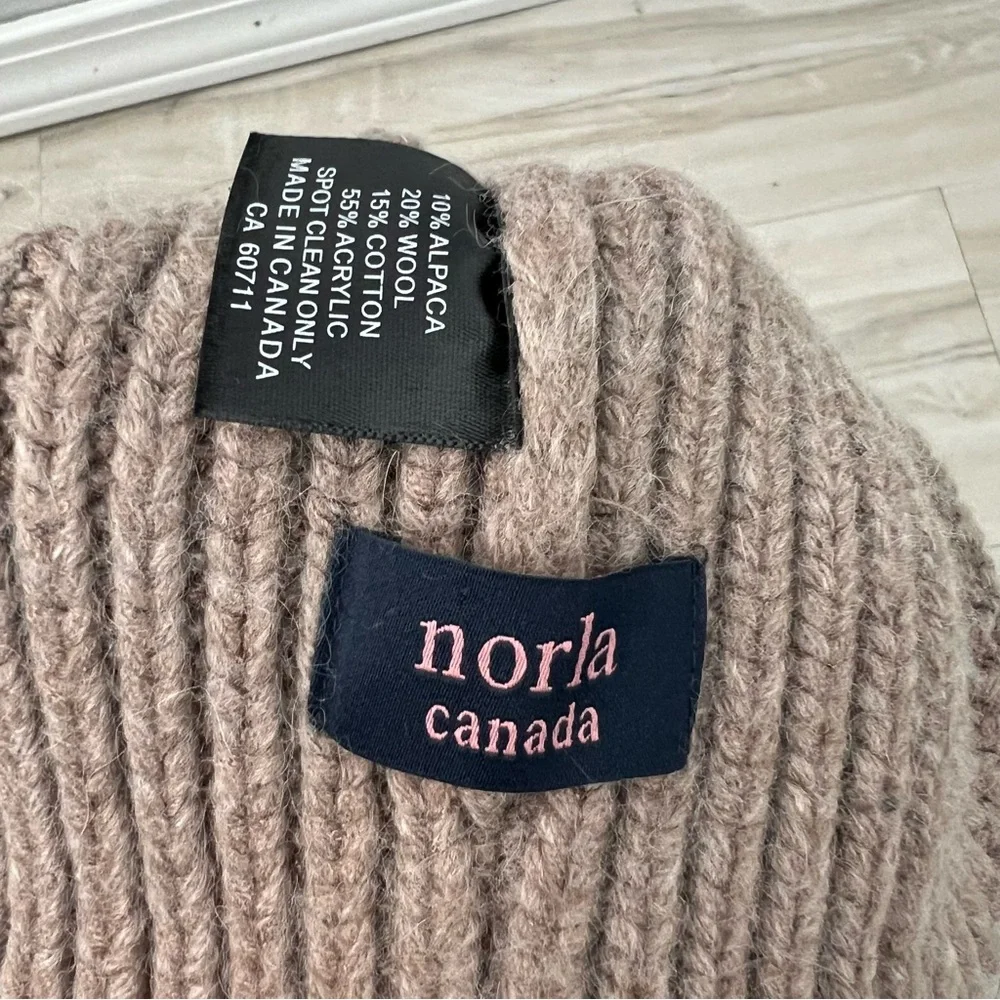 Norla Canada Alpaca Wool Pom Beanie